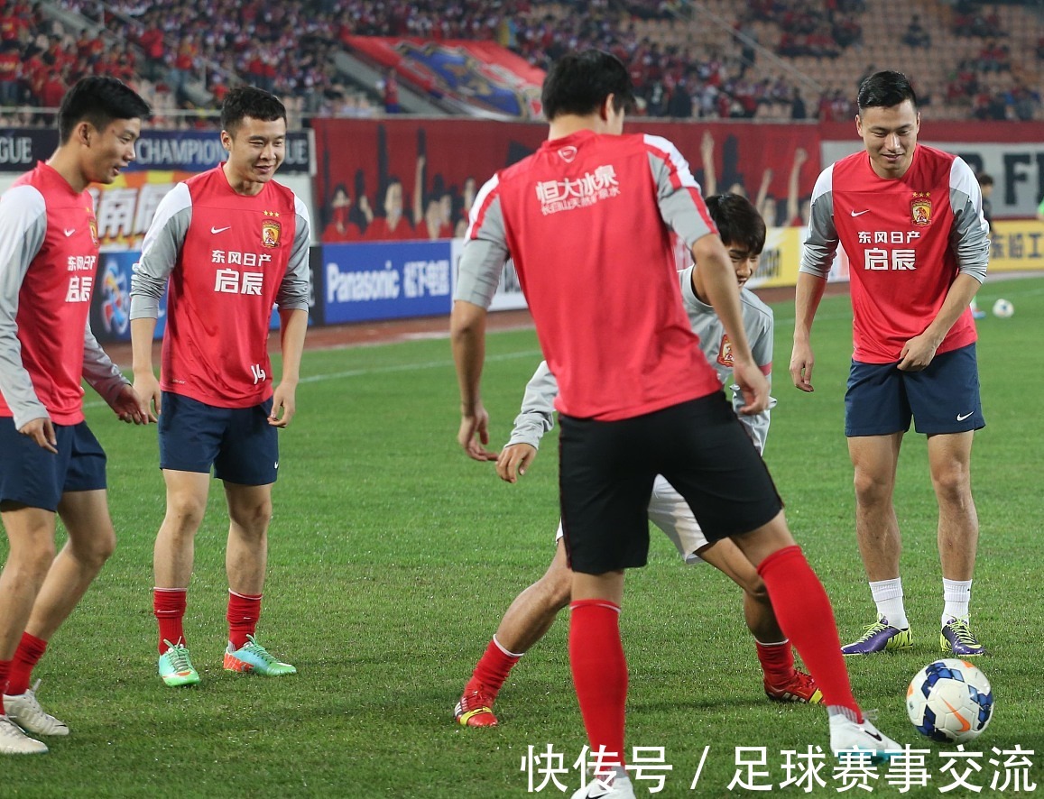 主持人爆料：麦金在圣米伦时，曾被队友扔出的训练杆刺伤大腿