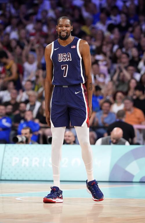 斯帅：今天整场比赛都是进步；戴维和奥蓬达？进球是前锋的一切