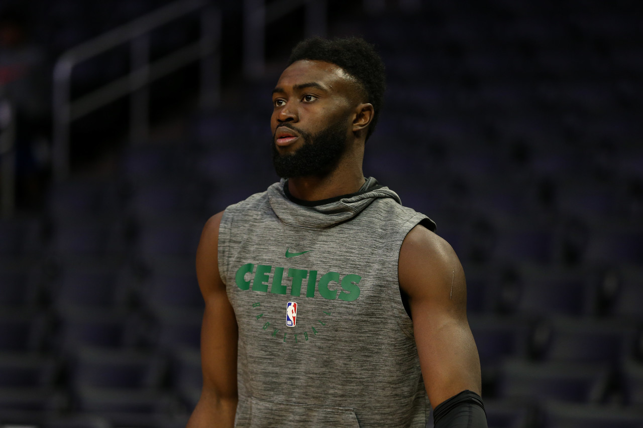 大谷翔平在 2021 年全明星赛同时担任先发投手与第一棒，开创历史先河