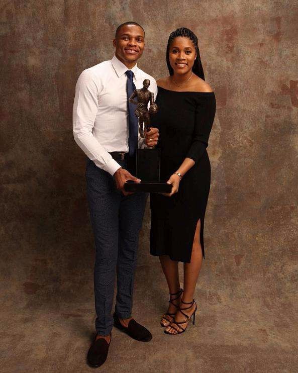 英媒：格拉利什心里只有埃弗顿，转会费可能降至3000万镑