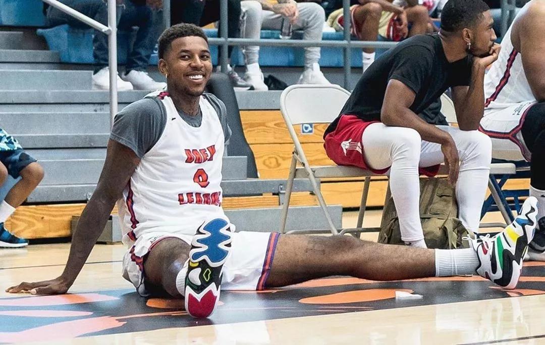 申京：KD对待训练就像比赛一样全力投入，19年如一日的坚持