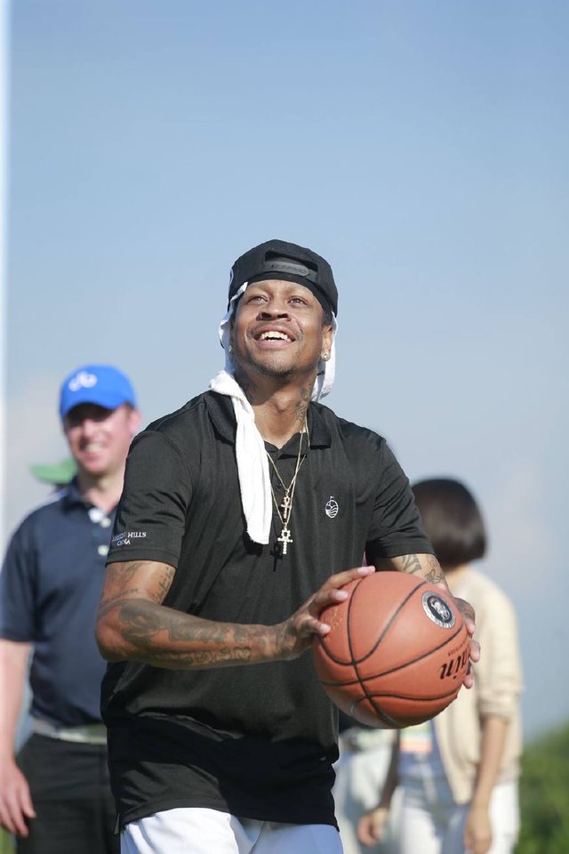 赖特抨击阿森纳球星，称其“形同虚设”应该“30分钟后就被换下”