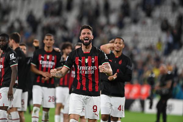 巴尔特拉：安东尼像内马尔和C罗的结合体，有前者天赋+后者心态